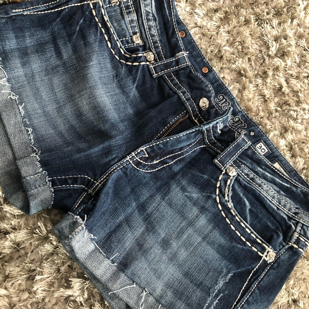 Miss Me shorts size 30